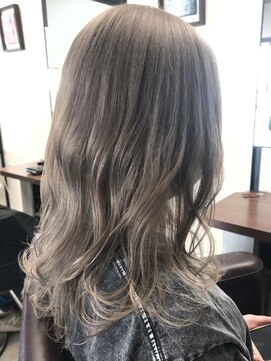 サロン クラッチ クリエイティブ コンセプト(salon CLUTCH creative concept) high tone gray