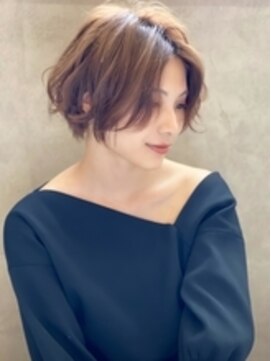 アグ ヘアー ソー 日向市駅前店(Agu hair soooo) 《Agu hair》美人フォルムなエアリー無雑作ショート