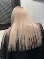 キラ 原宿(KILLA)&nbsp;ショコラアッシュヘルシースタイルふんわりカールグクマッシュ