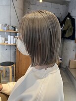 アオゾラヘアーカミノウラ(AOZORA HAIR kaminoura) グレーベージュボブ＊外ハネボブ