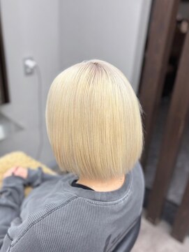 リングバイモアムー(Ring by Moremuu) ブリーチカラーブロンドあいり