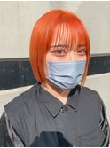 オレンジカラー　パツっとボブ　オレンジベージュ