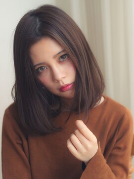 ヴィヴィ(VIVIE) ナチュラルセンターパート暗めカラー栗色マロンベージュブラウン