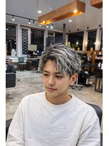 ジェットブラックキューサンロク(JET BLACK 936) 春のセンターパート×縦落ちツイスパ×ホワイトメッシュ