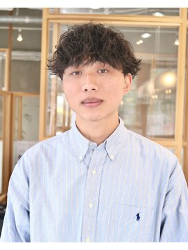 フェリアファム 北千里(FERIA fam) ゆるふわシャドウパーマ