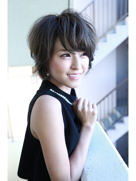 ヌーム 塚本店(NOOM) ペタンコいや！重めバングスイングカールショートヘア