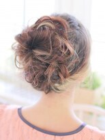 ナル 白山神社参道通り店(nalu)&nbsp;シルエットが綺麗なアップスタイル