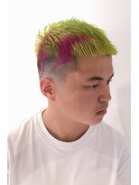 メリケンバーバーショップ コウベ(MERICAN BARBERSHOP KOBE)&nbsp;スキンフェード刈り上げネープレスファンキーカラー