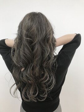 ヘアーメイク ヴェルダ(Hair make VERDA) ☆暗髪×シークレットハイライト☆