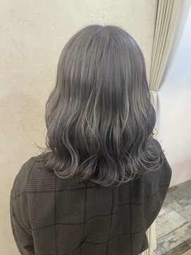 ラビス(Lovis) ミディアム/暗めカラー/デザインカラー/フェイスフレーミング