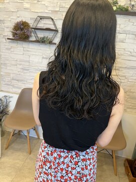 ラ カルモ(LA CALMO) スパイラルパーマ