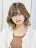 【銀座　アンフィニー】波巻きミルクティーひし形ミディアムボブ
