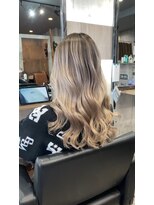 ヴェロニカ バイ ソル(Veronica by SOL) シャドウルーツ