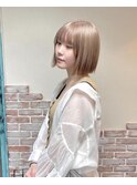 ミルクティーベージュ