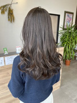 ロンデル(RONDEL) レイヤーカット