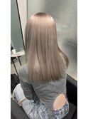ホワイトベージュ
