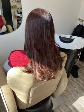 ヘアーアトリエ オー(hair atelier O) pinkブラウン