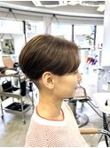 40代50代60代耳かけショート前髪なしハンサムショート白髪ぼかし