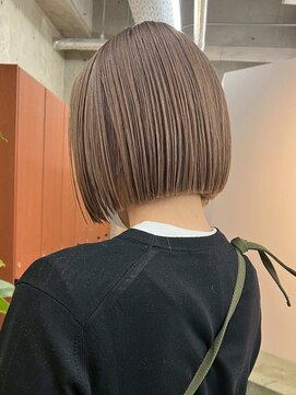 ノード(NODE) 栄小顔丸みボブミルクティーベージュ