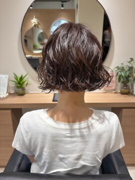 クーナバイトマト 横浜(Cuna by TOMTO) 【YUYA】大人パーマ_ミニボブパーマ_パーマヘア