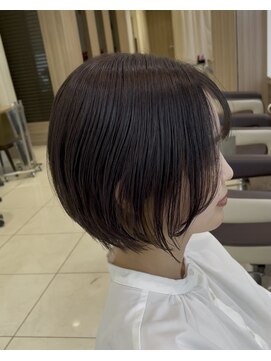 ショートボブ丸み縮毛矯正
