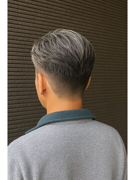 クリュウゲート 吉祥寺店(KURYU GATE) 大人メンズ刈り上げショート(ナチュラルグラデーション)