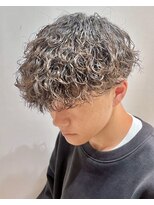 グロップ 町田(GLOP)&nbsp;動きと束感のメンズ波巻きパーマ