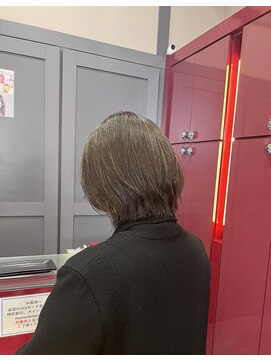ラルーチェ ラスパ御嵩店(La Luce) 小顔見せくびれショートボブ