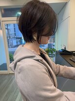 ビューエヒメ(VIEW EHIME)&nbsp;小顔カットショートボブ大人可愛いアッシュオリーブ