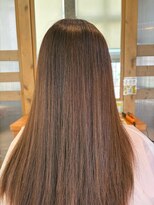 ポルム パプリカ(polum paprika)&nbsp;ロングヘア韓国風ヘア艶カラーハイライト顔周りカットストレート