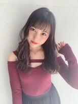 ロアナ 六本木(LOANA ROPPONGI) 港区女子率高め→艶感×外ハネ×リバースの組み合わせ