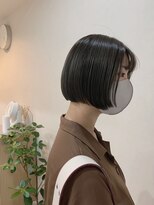 メル ヨコハマ(MeL)&nbsp;大人かわいい20代30代40代暗髪前下がり小顔ミニボブショート横浜