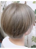 ショートヘアー
