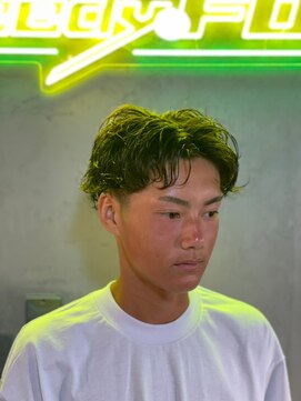 グリーディーフォックス 代々木(Greedy FOX) 韓国マッシュ/センタ-パ-ト/ツイストスパイラル/スキンフェード