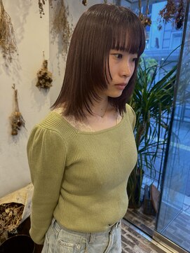 マァロ(malo.) ミディアム　レイヤーカット