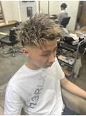 【TAKASHI】金メッシュ