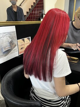 ドクターズサロン レラパール 白髪の魅力を引き出す×派手色デザイン