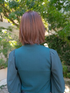 アマリス(Amaris) レイヤーボブ20代/30代/40代/庭瀬