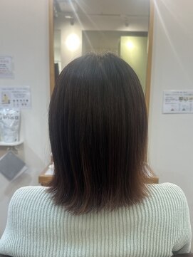 フリージア(freesia) インナーカラー/ハイトーンカラー/ミディアム