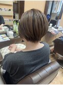 ブラウンベージュ