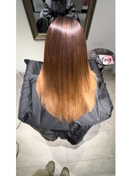 グレア(Glare) 髪質改善/複雑履歴/美髪矯正