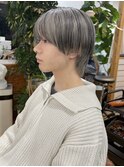 ホワイトシルバー×グレーのローライト