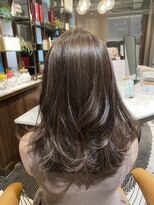 リバレッジ 広尾(Leverage)&nbsp;秋にオススメの柔らかベージュ