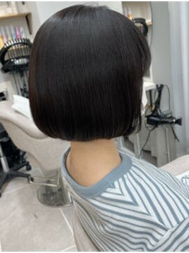 アラナ 薬院(alana) 髪質改善ストレート《乾かすだけでキマる》