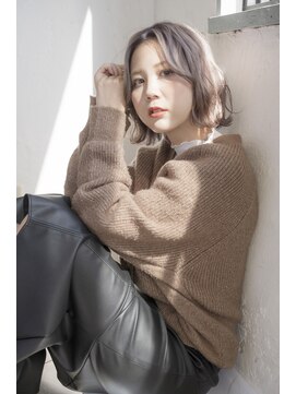 チリンバイロストシティー(Chillin by LOSTCITY) ダブルカラー透明感ヘア