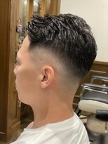 ヒロギンザバーバーショップ 神楽坂店(HIRO GINZA BARBER SHOP) スキンフェード ×サイドパート