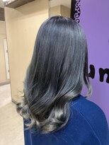 アンリップ ジー(salon unripＧ)&nbsp;k.d#グラデーションシルバー