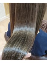 髪質改善美容室 エミ(emi)&nbsp;好評のemiの新メニュー♪