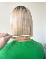 ホワイトルーム(White Room) bob × シアーベージュ