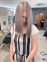 キング 梅田(K!ng)&nbsp;【梅田】ホワイトベージュベージュカラーミルクティーベージュ